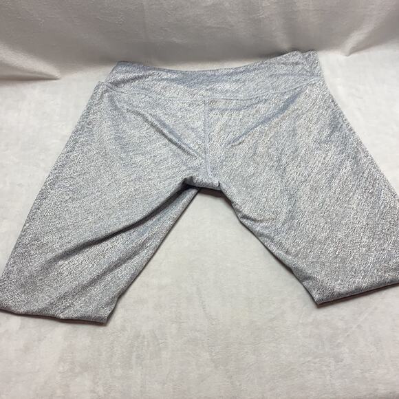 Beyond Yoga gray high waisted leggings large - Picture 6 of 10